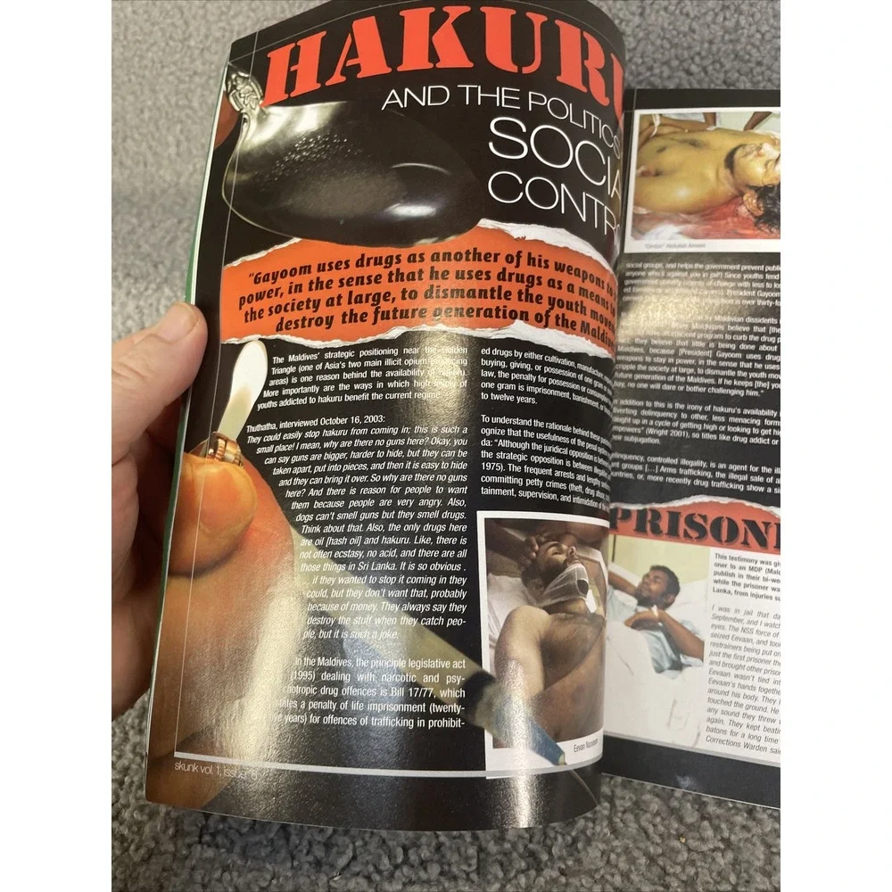 Skunk‎ Magazine Volume 1 Issue 8
